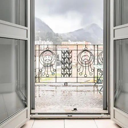 Apartmán Borghi Modern With Balcony